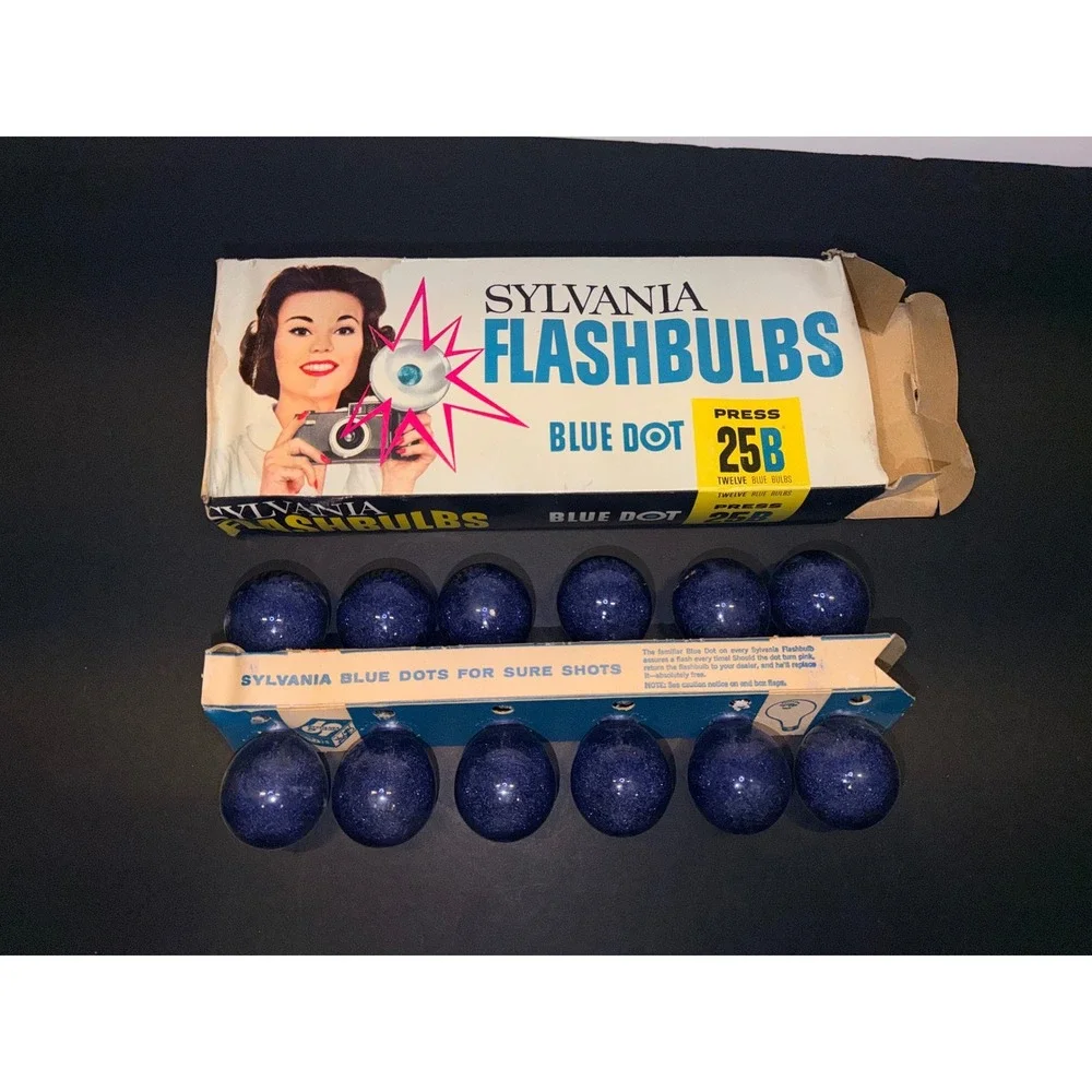 Vintage Sylvania Blue Dot Press 25B Flashbulbs 12 Pack Original Box USA Made